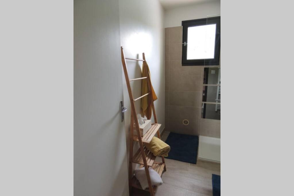 Les Chataigniers Appartement Meuble Saint Sebastien d'Aigrefeuille Exterior foto