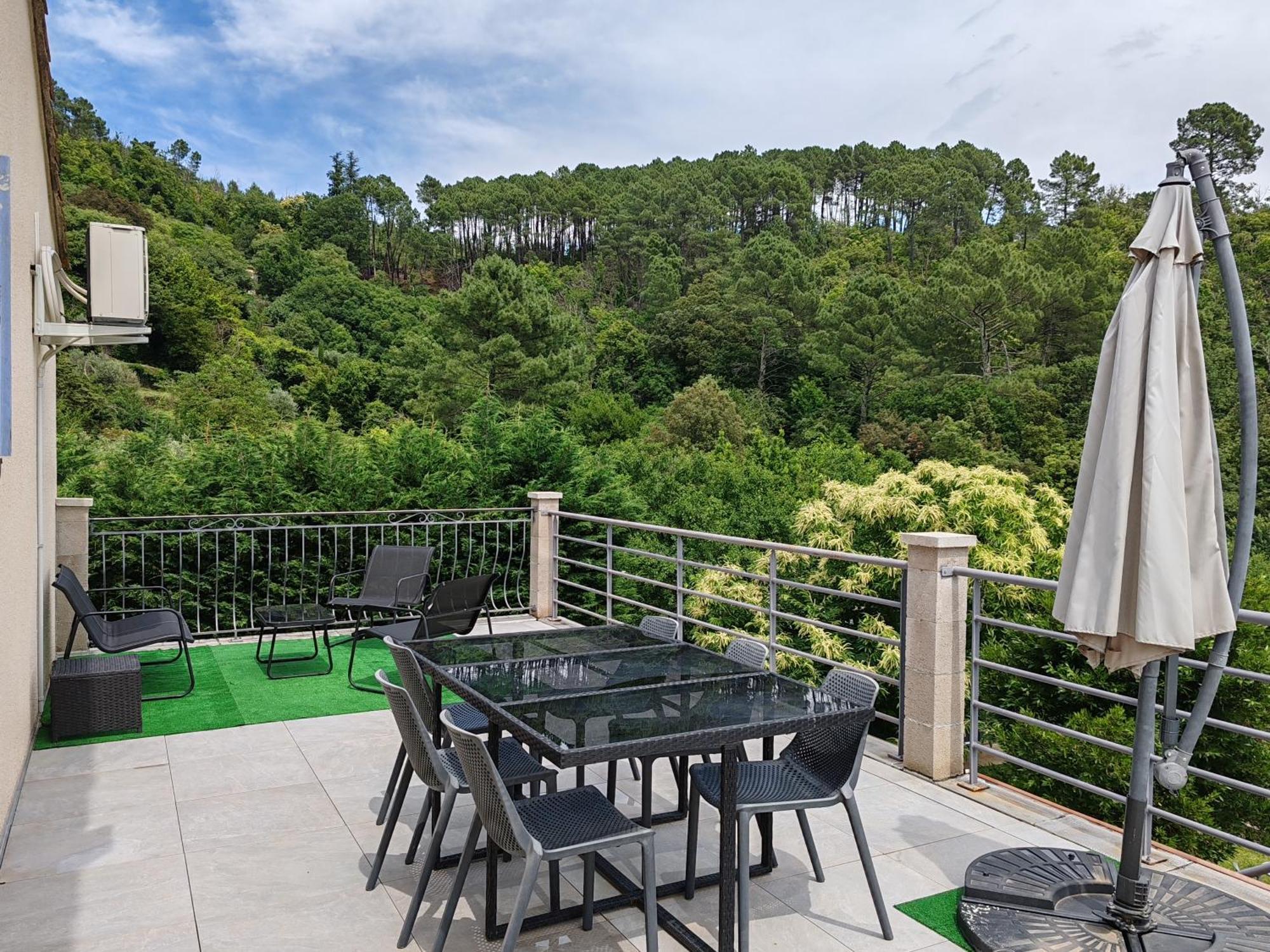 Les Chataigniers Appartement Meuble Saint Sebastien d'Aigrefeuille Exterior foto